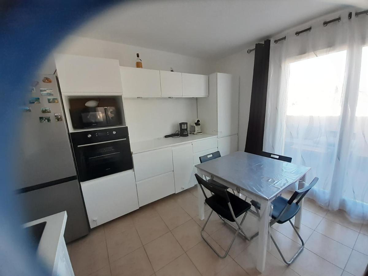 Sous Le Soleil Des Alpilles Apartment มูริแยส ภายนอก รูปภาพ