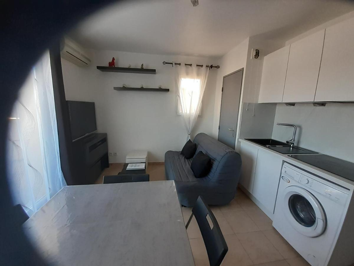 Sous Le Soleil Des Alpilles Apartment มูริแยส ภายนอก รูปภาพ